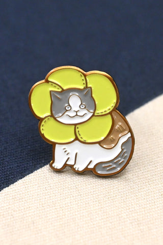 Dawning Crow Flowerhead Mobu Enamel Pin