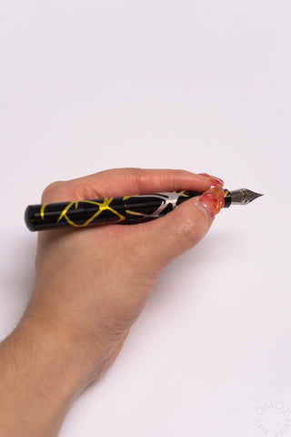 Schon DSGN Anodized Aluminum "Pocket 6" Fountain Pen Yellow Silver Fade