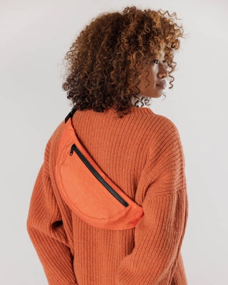 BAGGU Crescent Fanny Pack Nasturtium