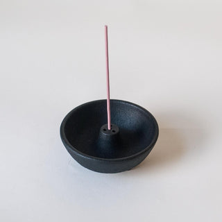 Iwachu Round Incense Burner